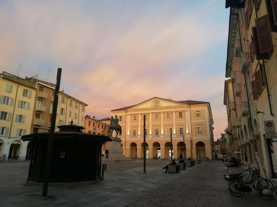 Prestigioso Attico A Passo Duomo By Revenue House Apartment Casale Monferrato Bagian luar foto
